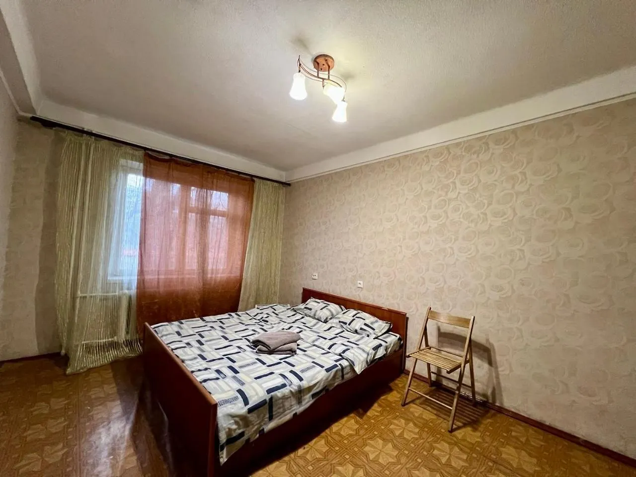 קייב Квартира Эконом-Класса Возле Метро Левобережная