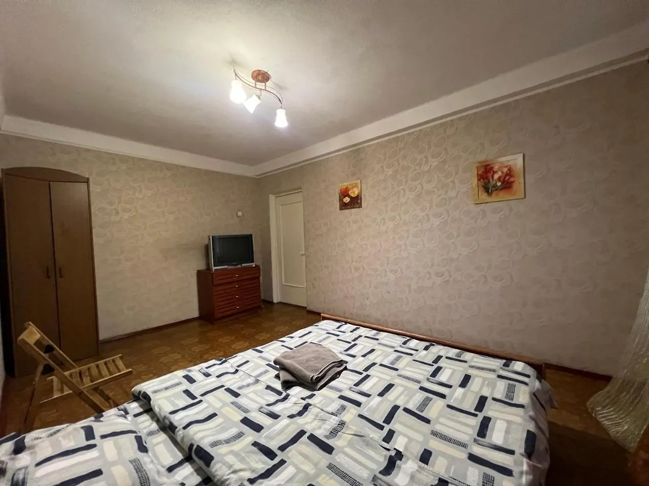 דירה קייב Квартира Эконом-Класса Возле Метро Левобережная
